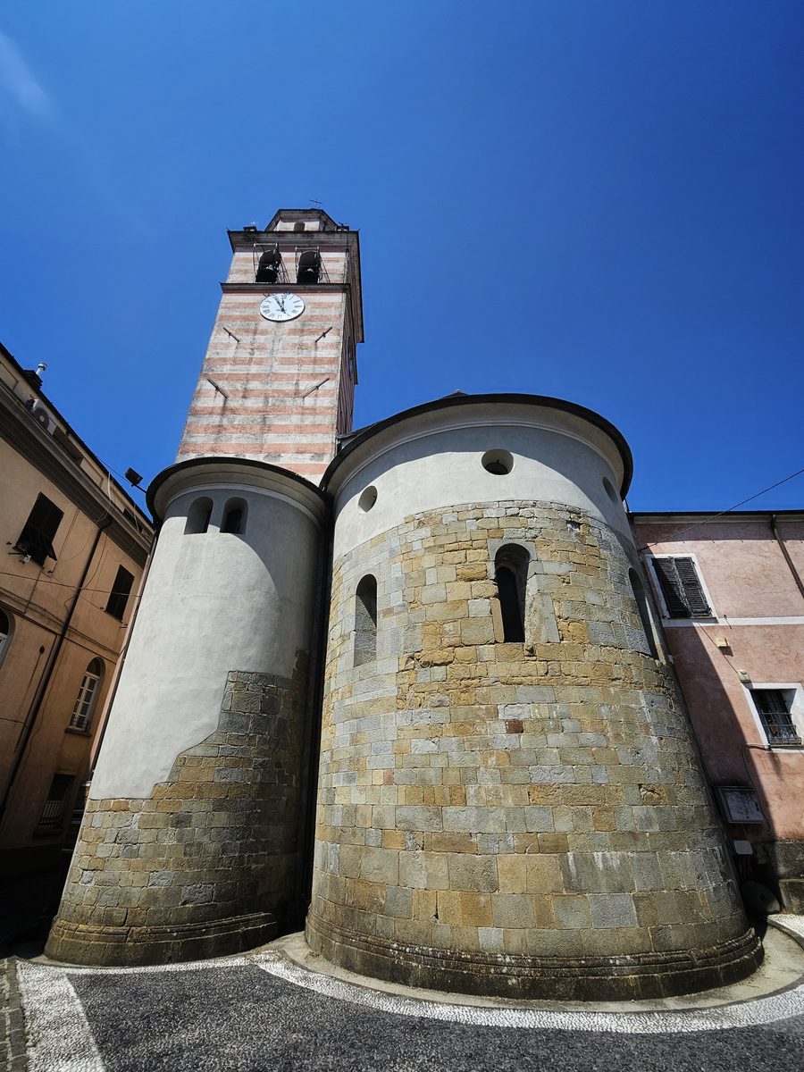 Facade of the co-cathedral Santi Pietro, Lorenzo e Colombano in Brugnato