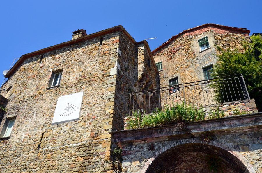 Historic old town center of the elevated borgo Nicola in Liguria