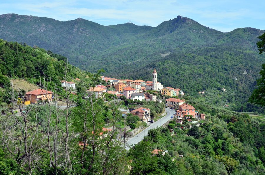 Panorama of the hamlet of Missano in Castiglione Chiavarese